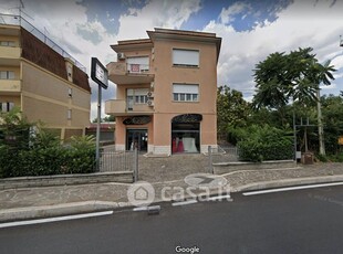 Negozio/Locale commerciale in Affitto in Via Piave a Frosinone