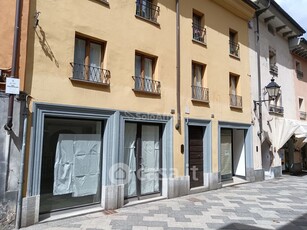 Negozio/Locale commerciale in Affitto in Via Sant'Anselmo 109 a Aosta