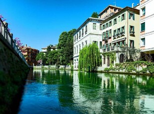 Palazzo / Stabile in vendita a Treviso - Zona: Centro storico