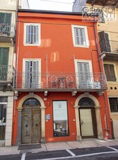 Palazzo / Stabile in vendita a Verona - Zona: 2 . Veronetta