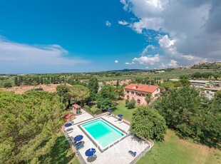 Proprietà di lusso con piscina attrezzata in vendita a Rosignano Marittimo
