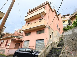 Quadrilocale in vendita a Messina