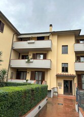 Quadrilocale in vendita a Prato - Zona: Capezzana