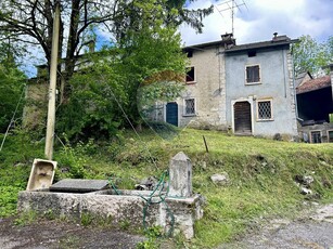 Rustico / Casale in vendita a Velo Veronese