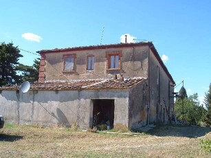 Rustico / Casale in vendita a Volterra
