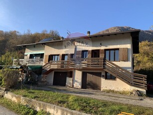 Villa a Schiera in vendita a Arsiè - Zona: Mellame