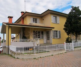 Villa a Schiera in vendita a Montepulciano - Zona: Acquaviva