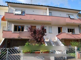 Villa a Schiera in vendita a Montopoli in Val d'Arno
