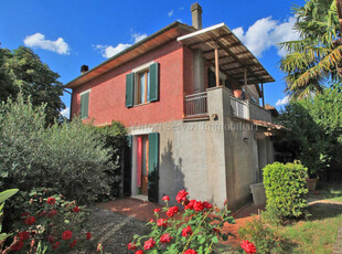 Villa Bifamiliare in vendita a Montepulciano - Zona: Montepulciano Stazione