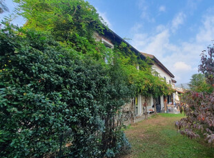 villa in vendita a Arizzano