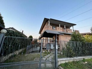 villa in vendita a Cesano Maderno