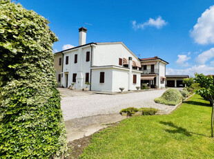 Villa in vendita a Correzzola - Zona: Civè
