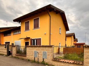 Villa in vendita a Gambolo' Pavia