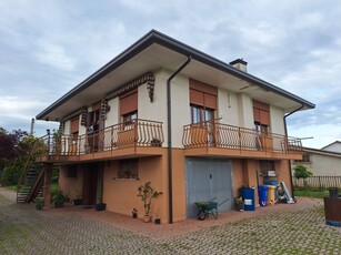 Villa in vendita a Montebelluna