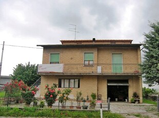 Villa in vendita a Montepulciano - Zona: Gracciano