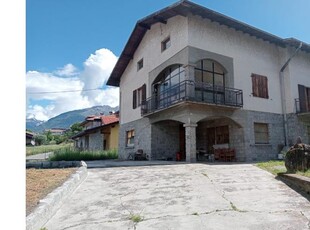 Villa in vendita a Niardo