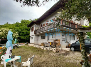 Villa in vendita a Rovereto - Zona: Noriglio