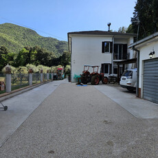 Villa in vendita a Terni - Zona: Marmore