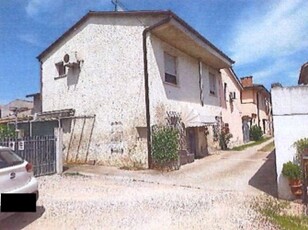Villa in vendita a Villafranca di Verona - Zona: Villafranca di Verona