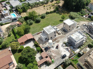 Villa nuova a Fiumicino - Villa ristrutturata Fiumicino