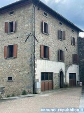 Ville, villette, terratetti San Romano in Garfagnana Giovanni Poli snc