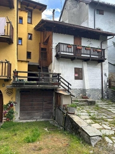 Casa indipendente in vendita a Cesana Torinese Centro