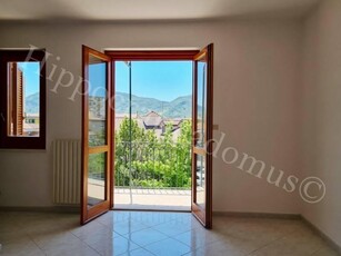 Appartamento in vendita a Giffoni Valle Piana