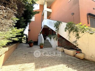 Appartamento in Vendita in Strada Vicinale Francescone 19 a Pescara