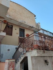Appartamento in Vendita in Via Como 15 a Catania