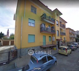 Appartamento in Vendita in Via Federico Petiva a Biella