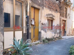 Appartamento in Vendita in Via Guglielmo 65 -28 a Catania