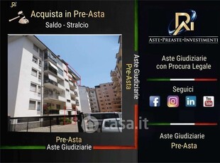 Appartamento in Vendita in Via Stanislao Amato 4 a Cosenza