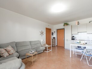 Bilocale in Affitto a Milano, 1'050€, 68 m², arredato