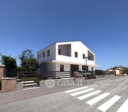 Casa Bi/Trifamiliare in Vendita in Via Giuseppe Garibaldi a Montegrotto Terme