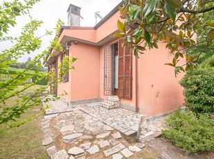Casa indipendente in Vendita in gorazza a Borgo Priolo