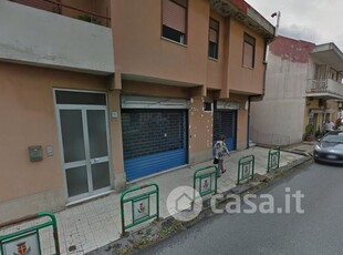 Negozio/Locale commerciale in Vendita in Via consolare pompea 268 a Messina