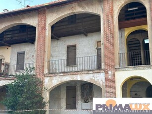 Palazzina commerciale in vendita a Cesano Maderno