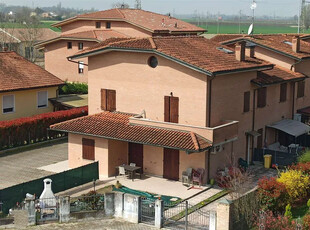 Porzione di casa in ottime condizioni