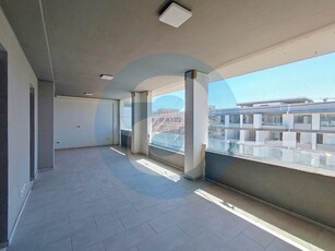 Quadrilocale in Vendita a Bari, zona Mungivacca, 395'000€, 132 m²