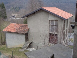 Rustico / Casale in vendita a Sant'Omobono Terme