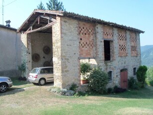 Rustico in vendita a Castelnovo Ne' Monti