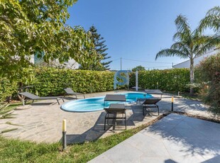 Villa 9 posti letto con piscina privata