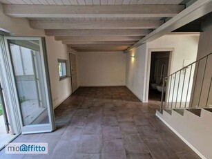 Villa a schiera arredata Mantova