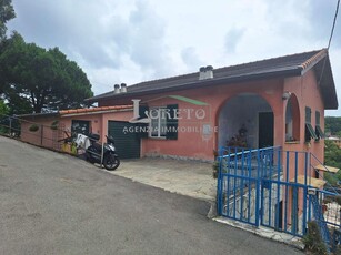Villa bifamiliare in vendita a Camogli