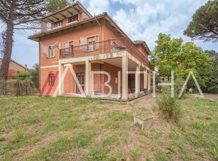 Villa in vendita a Guidonia Montecelio, Colleverde.
