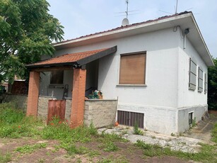 Villa in vendita a Vigevano - Zona: Morsella