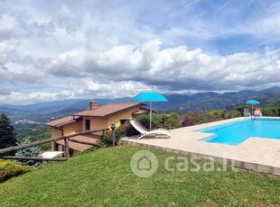 Villa in Vendita in Località Buriconti Palleroso 127 a Castelnuovo di Garfagnana