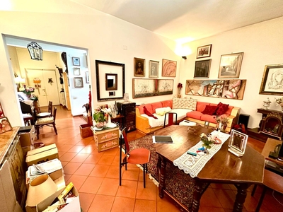 Appartamento in Via Pistoiese in zona Peretola, Brozzi a Firenze