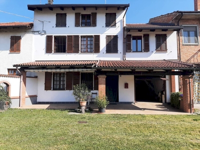 Casa singola in vendita a Quattordio, Serra