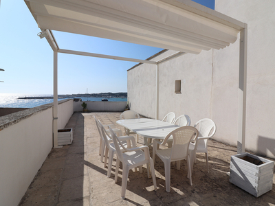 Casa Vacanze 'Casa Vacanza Giulia Otranto' con vista mare, terrazza privata e aria condizionata